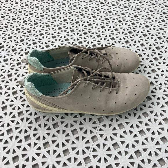 ECCO Women’s Biom Lite in Warm Grey size euro 39 US 8.5 - Picture 12 of 14